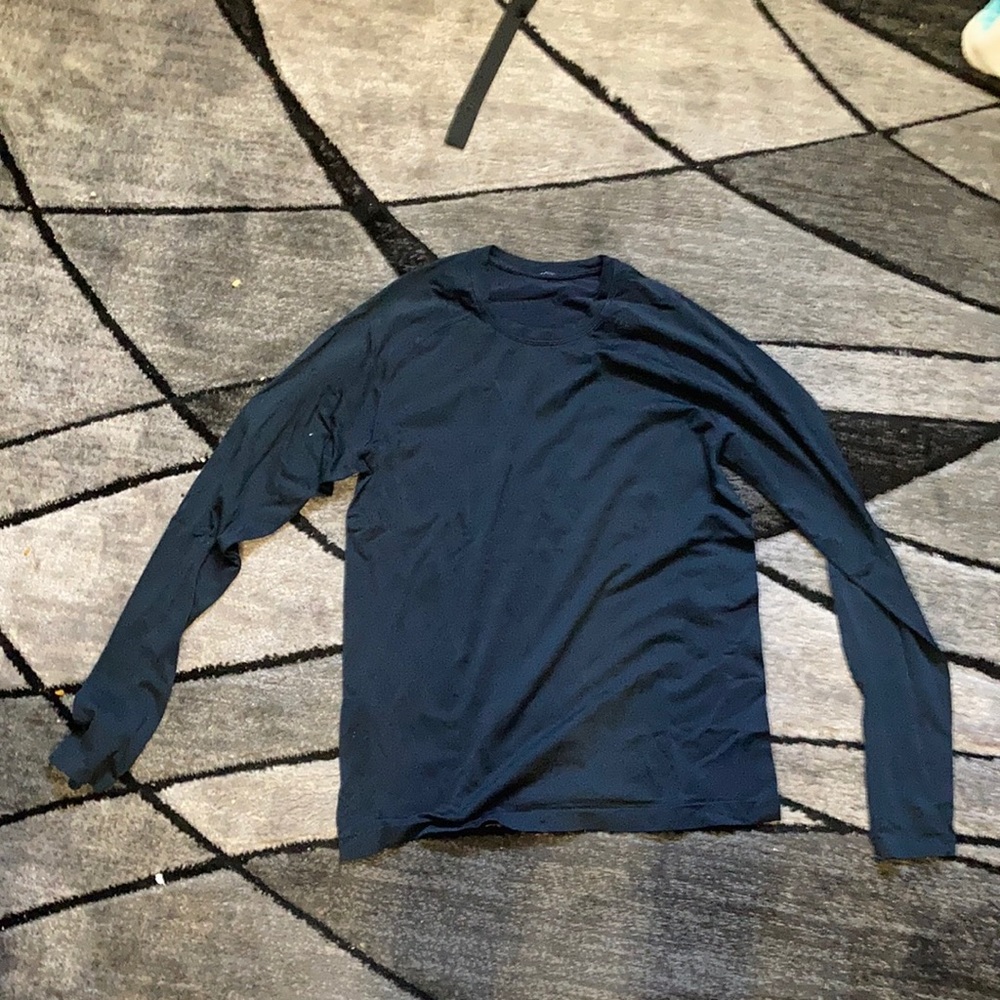 Authentic Lulu Lemon long sleeve shirt